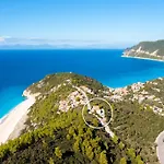 Vila Athina *